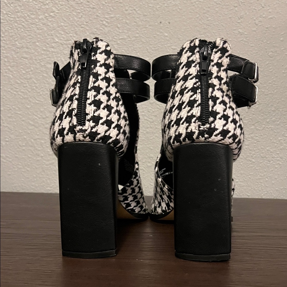 NY&C Houndstooth Peep-Toe Block Heels with Ankle Straps - Black & White - Picture 3 of 8